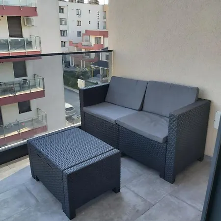 Turcoaz * Năvodari